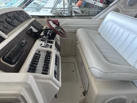 Sea Ray 400 Express Cruiser image