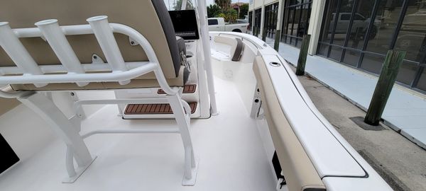 Tidewater 210 LXF image