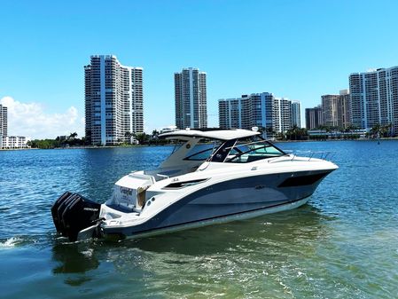 Sea Ray 320 Sundancer OB image