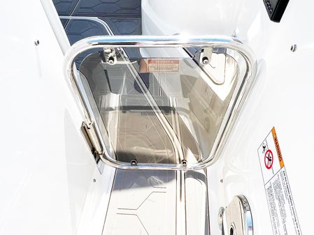 Sea Ray 320 Sundancer OB image