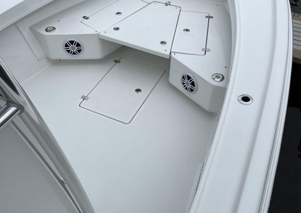 Pair-customs 27-CENTER-CONSOLE image