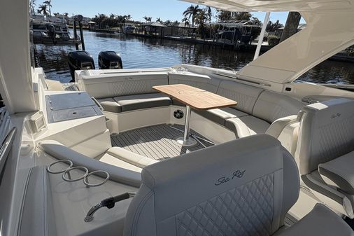 Sea Ray 350 SLX OB image