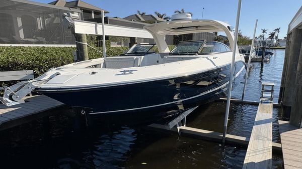 Sea Ray 350 SLX OB 