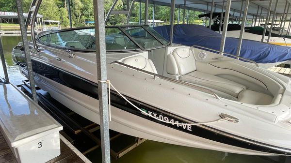 Crownline 240 EX