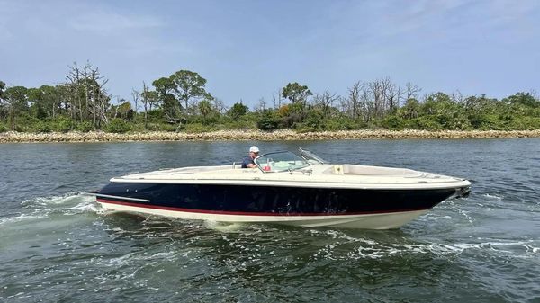 Chris-Craft Launch 30 