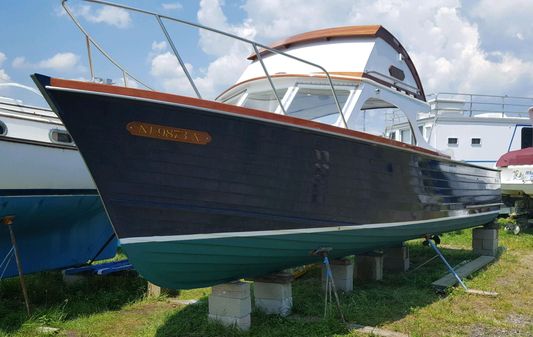 Hubert Johnson Sea Skiff with Flybridge image