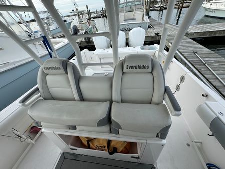 Everglades 355 Center Console image