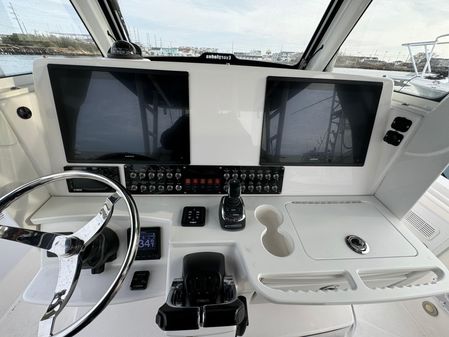 Everglades 355 Center Console image