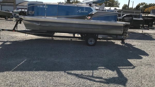 Avalon Catalina LS Fish - 20'