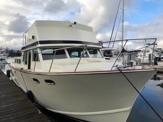 Tollycraft Mariner 38