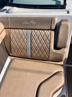 Sea Ray SDX 290 Outboard image