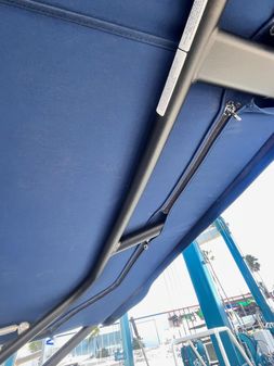 Sea Ray SDX 290 Outboard image
