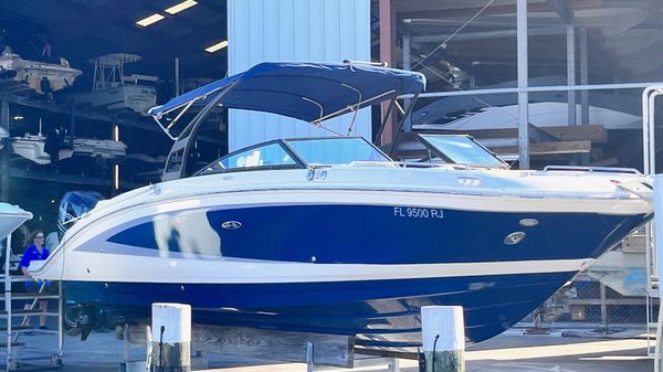 Sea Ray SDX 290 Outboard