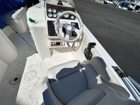 Donzi 234-SPORT-DECK image