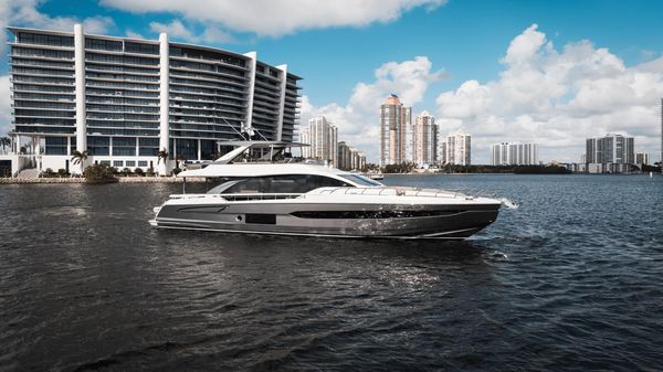 Azimut 78 FLY