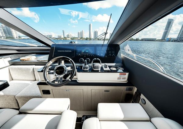 Azimut 78 FLY image