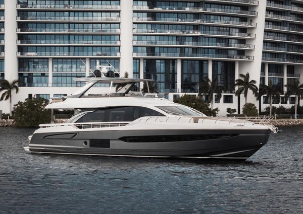 Azimut 78 FLY image