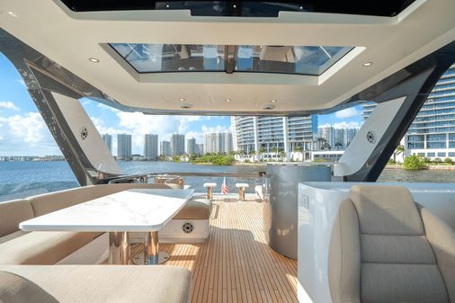 Azimut 78 FLY image