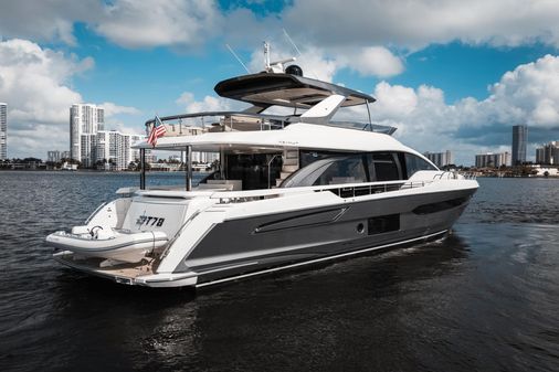 Azimut 78 FLY image