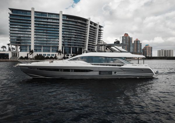 Azimut 78 FLY image