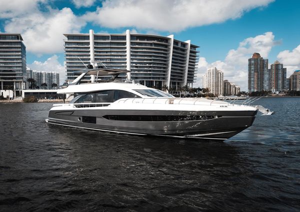 Azimut 78 FLY image