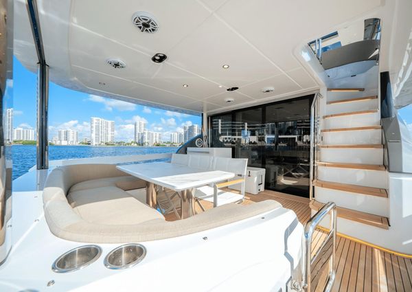 Azimut 78 FLY image