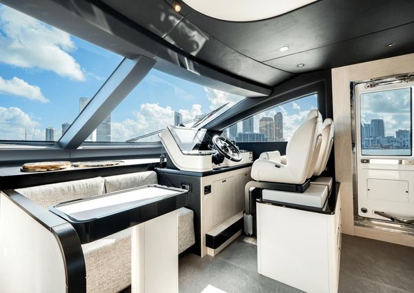 Azimut 78 FLY image