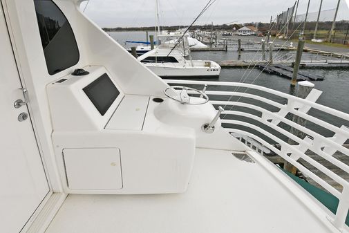 Viking 80 Enclosed Skybridge image