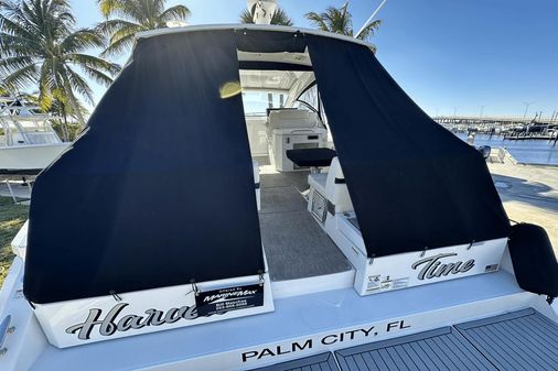 Cruisers Yachts 39 Express Coupe image