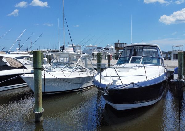 Monterey 355 Sport Yacht image