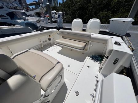 Boston Whaler 330 Outrage image