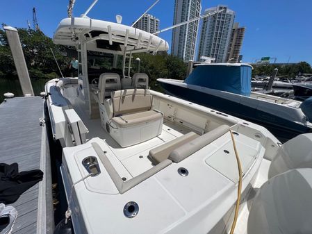 Boston Whaler 330 Outrage image