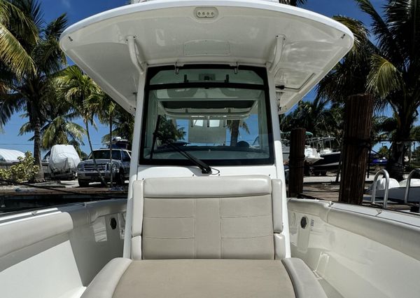 Boston Whaler 330 Outrage image