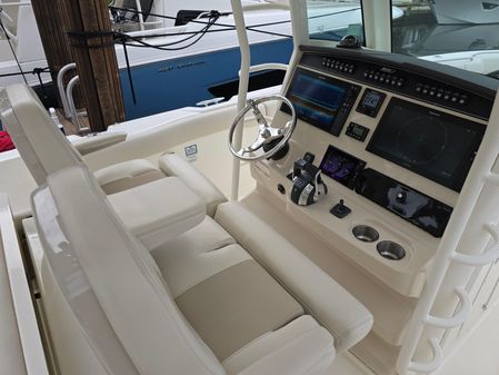 Boston Whaler 330 Outrage image