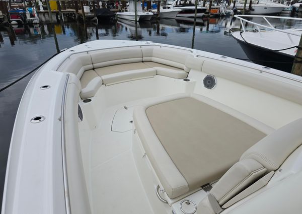 Boston Whaler 330 Outrage image