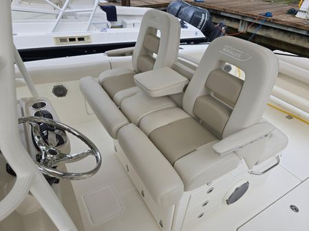 Boston Whaler 330 Outrage image