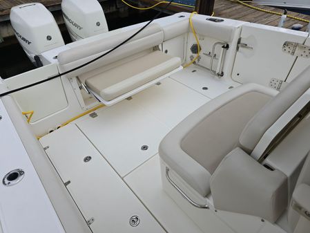 Boston Whaler 330 Outrage image