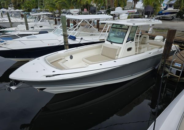 Boston Whaler 330 Outrage image