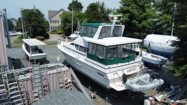 Mainship 47 Motor Yacht image