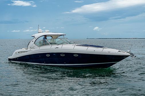 Sea Ray 420 Sundancer image