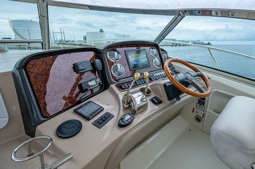 Sea Ray 420 Sundancer image