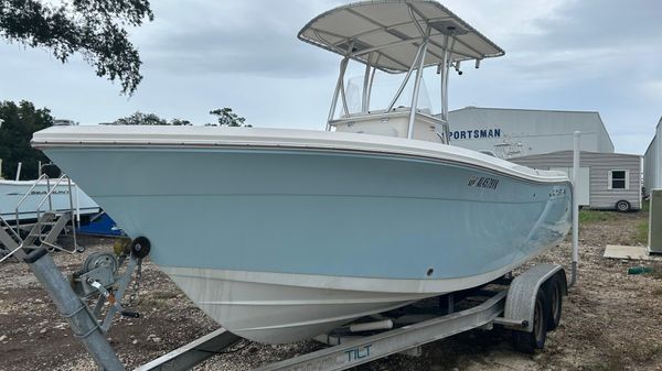 Cobia 220 Center Console 