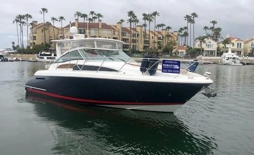 Chris-Craft Roamer 36 - main image