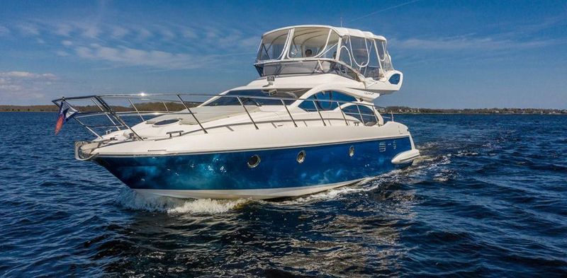 Azimut 43 - main image