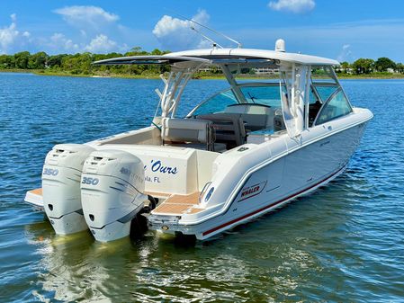 Boston Whaler 320 Vantage image