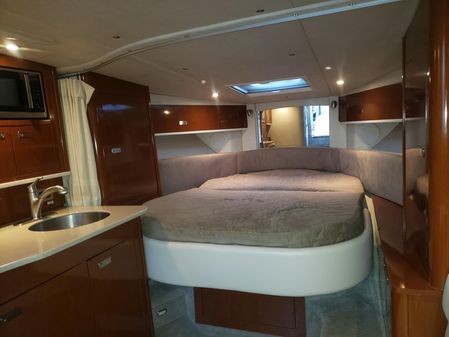 Sea Ray 350 Sundancer image