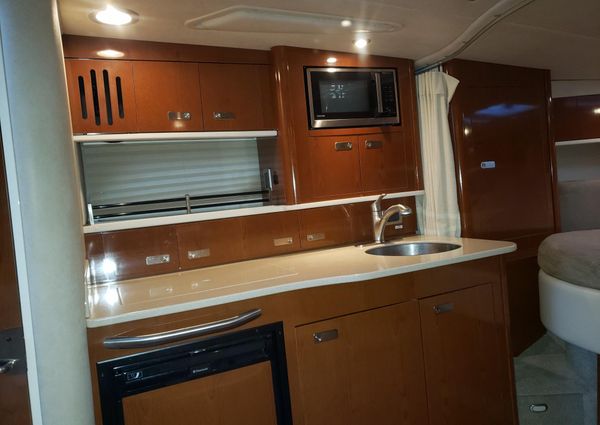 Sea Ray 350 Sundancer image