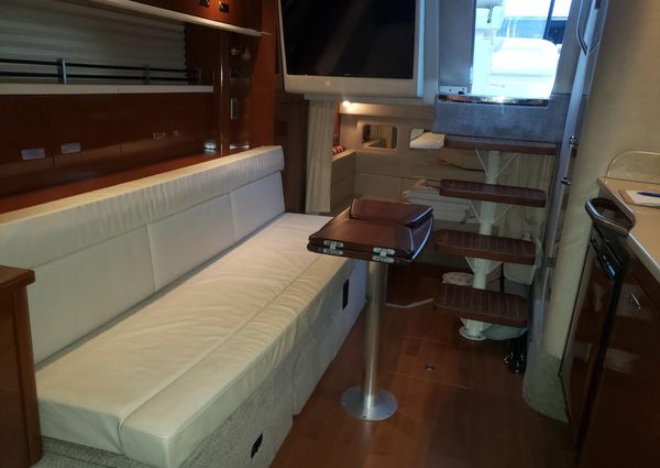 Sea Ray 350 Sundancer image