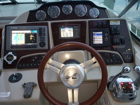 Sea Ray 350 Sundancer image