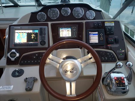 Sea Ray 350 Sundancer image